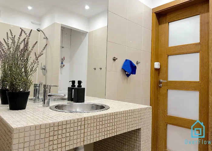 Проживание в семье Balance - 5 Minutes To Molo & Seaside *